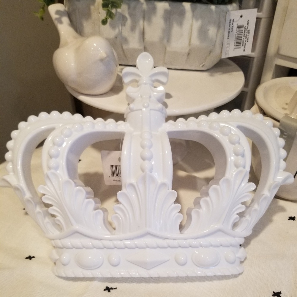 Queen Princess Crown vanity wall art decor